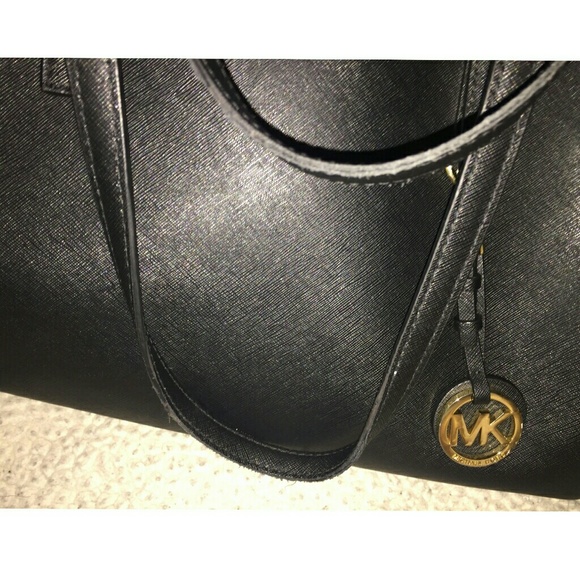 SOLD. - Picture 4 of 7